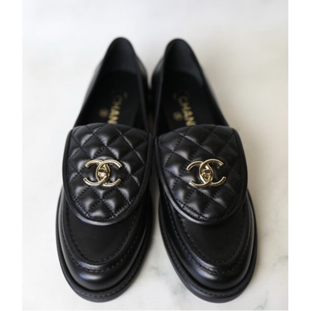 CHANEL Black Quilted Flats with Gold Hardware / Turnlock Loafer